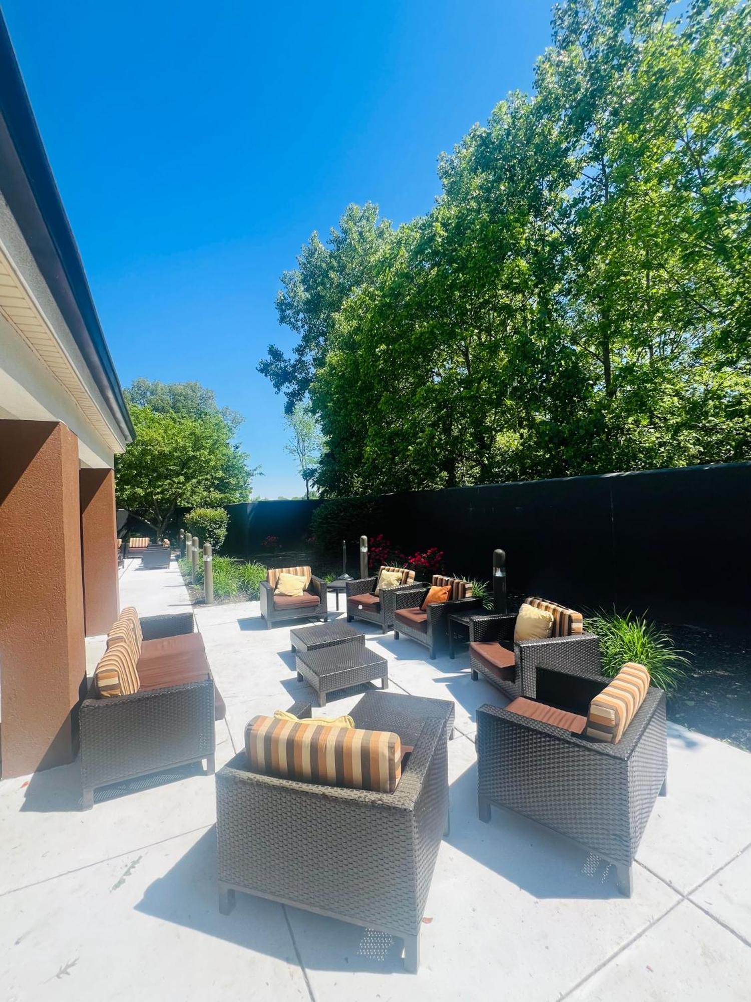 Country Inn & Suites By Radisson, Columbus-Edinburgh Luaran gambar