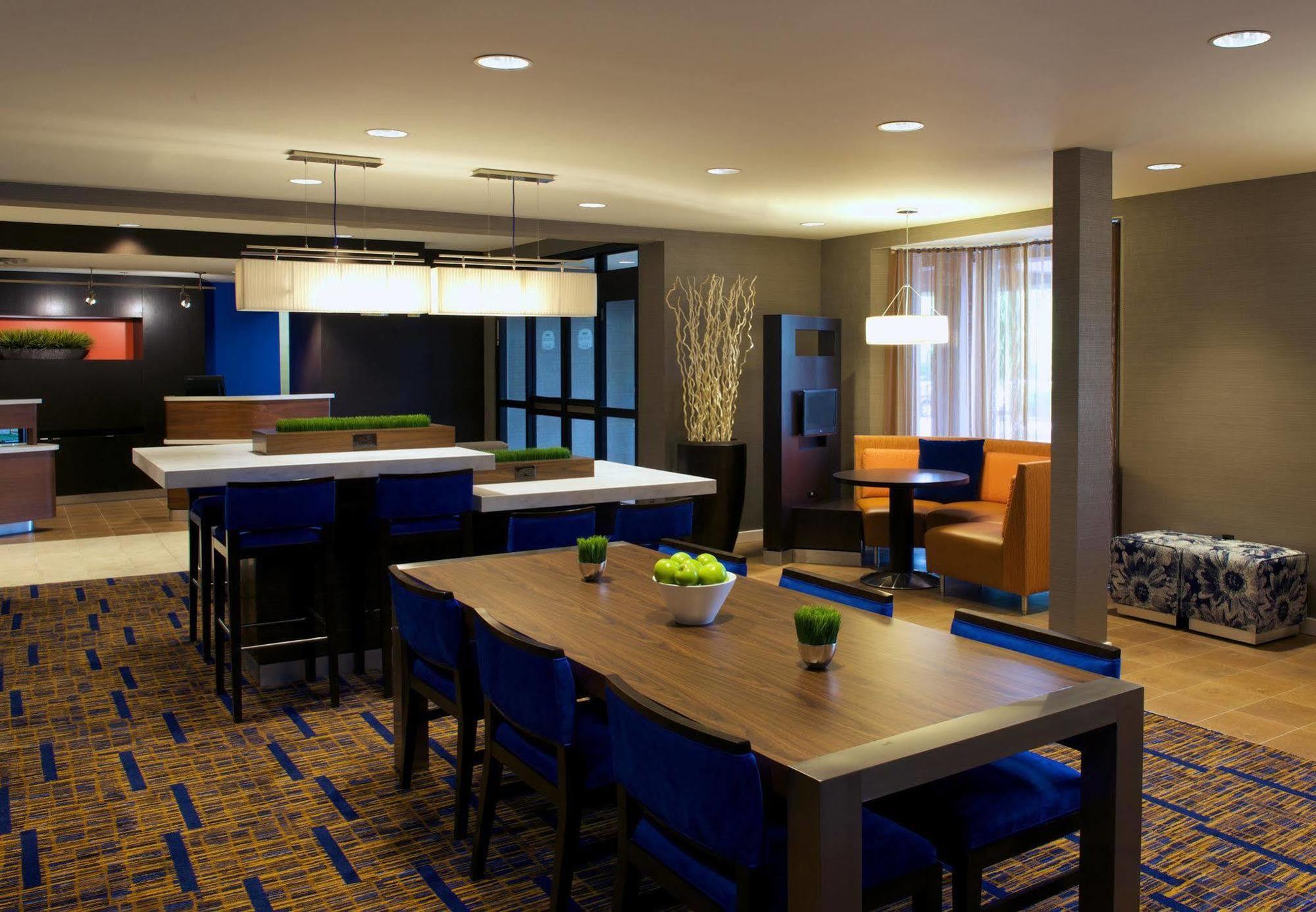 Country Inn & Suites By Radisson, Columbus-Edinburgh Luaran gambar